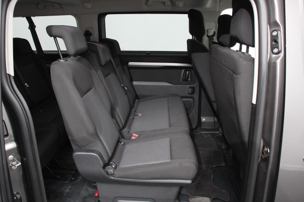 Toyota Proace Shuttle 2.0 145pk L3H1 Automaat Cool 9persoons PERSONENBUS Climate Control Camera Dab Adaptive Cruise Control Stoelverwarming Lichtmetalen velgen