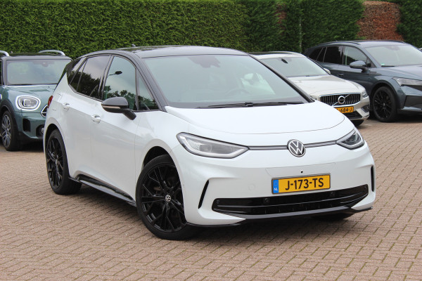 Volkswagen ID.3 First Max 58 kWh / SoH 92,3% / Full option! / Panoramadak / Camera / Head-up / Keyless / 20'' / ACC / Dodehoek / Elektr. stoelen / Massage / Navigatie / Stuurverwarming