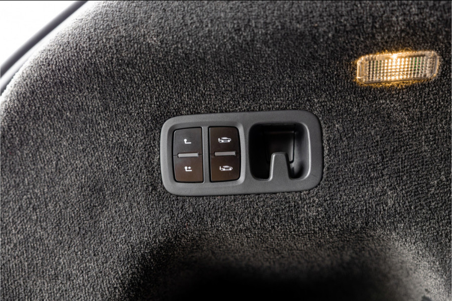 Bentley Bentayga 4.0 V8 S Black Edition - Panorama | B&O | Stoelventilatie X4 | Massage | Elek. Trekhaak