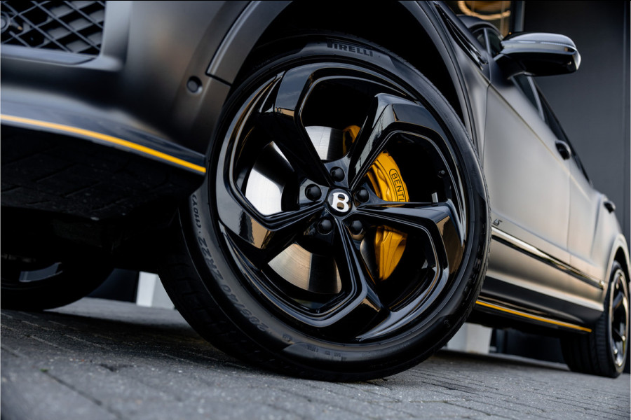 Bentley Bentayga 4.0 V8 S Black Edition - Panorama | B&O | Stoelventilatie X4 | Massage | Elek. Trekhaak