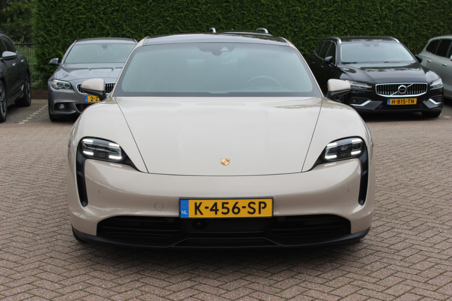 Porsche Taycan Performance 84 kWh / SoH 89,3% / Panoramadak / Camera / Luchtvering / 20'' / Leder / CarPlay / Stoelverwarming / DAB / ACC