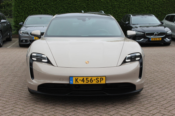 Porsche Taycan Performance 84 kWh / SoH 89,3% / Panoramadak / Camera / Luchtvering / 20'' / Leder / CarPlay / Stoelverwarming / DAB / ACC