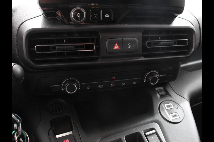 Peugeot Partner 1.5 BlueHDi 130PK L2 Automaat Navigatie Apple Carplay trekhaak Cruise Control Airco
