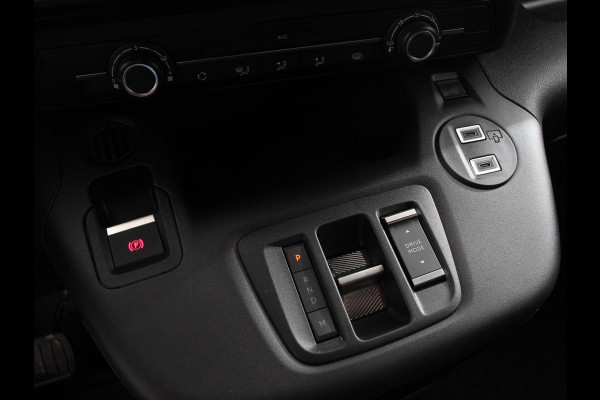 Peugeot Partner 1.5 BlueHDi 130PK L2 Automaat Navigatie Apple Carplay trekhaak Cruise Control Airco