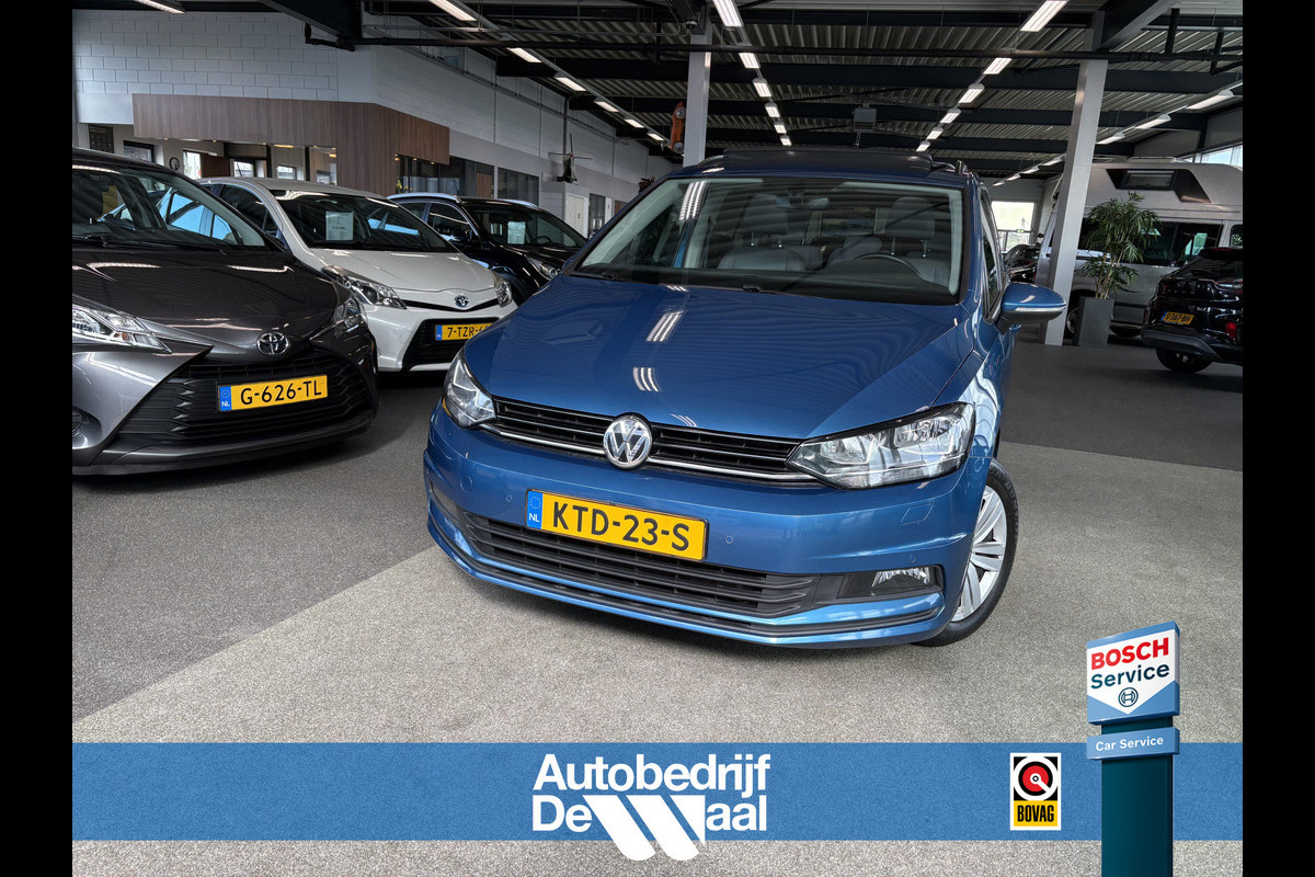 Volkswagen Touran 1.5 TSi DSG Comfortline 7-pers. SCHUIFDAK/LEDER/CAMERA/NAVI/ADAPT.CRUISE/WINTERPACK
