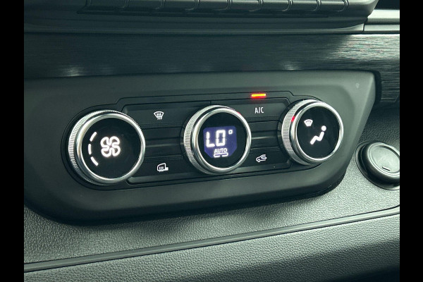 Renault Trafic 2.0 Blue dCi 150 EDC T30 L2H1 Advance Trekhaak Navigatie Apple CarPlay Android Auto Camere Parkeerhulp Cruise Control Dodehoekdetectie Climate Control Lichtmetalen velgen