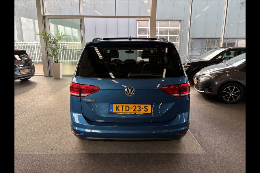 Volkswagen Touran 1.5 TSi DSG Comfortline 7-pers. SCHUIFDAK/LEDER/CAMERA/NAVI/ADAPT.CRUISE/WINTERPACK