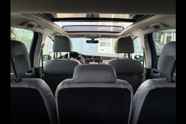 Volkswagen Touran 1.5 TSi DSG Comfortline 7-pers. SCHUIFDAK/LEDER/CAMERA/NAVI/ADAPT.CRUISE/WINTERPACK
