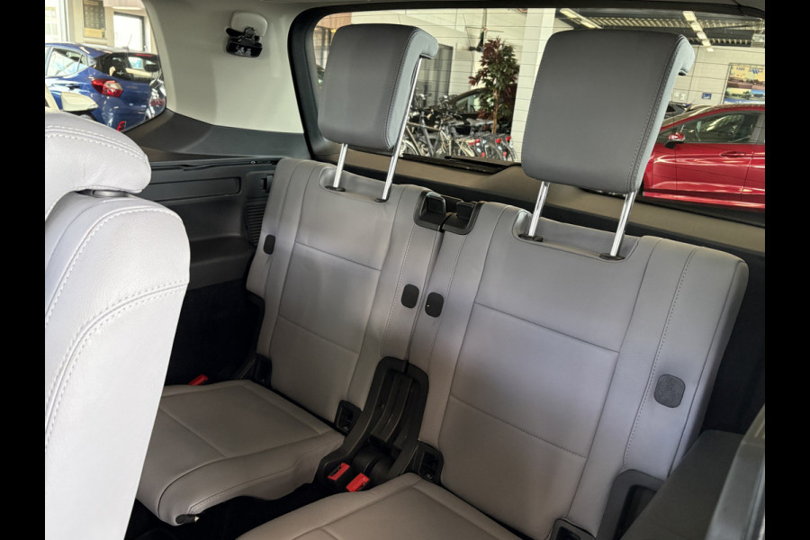 Volkswagen Touran 1.5 TSi DSG Comfortline 7-pers. SCHUIFDAK/LEDER/CAMERA/NAVI/ADAPT.CRUISE/WINTERPACK