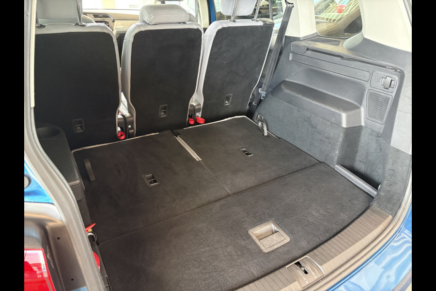 Volkswagen Touran 1.5 TSi DSG Comfortline 7-pers. SCHUIFDAK/LEDER/CAMERA/NAVI/ADAPT.CRUISE/WINTERPACK