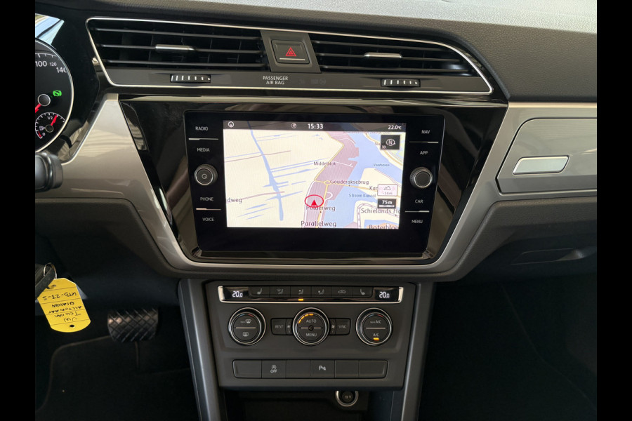 Volkswagen Touran 1.5 TSi DSG Comfortline 7-pers. SCHUIFDAK/LEDER/CAMERA/NAVI/ADAPT.CRUISE/WINTERPACK