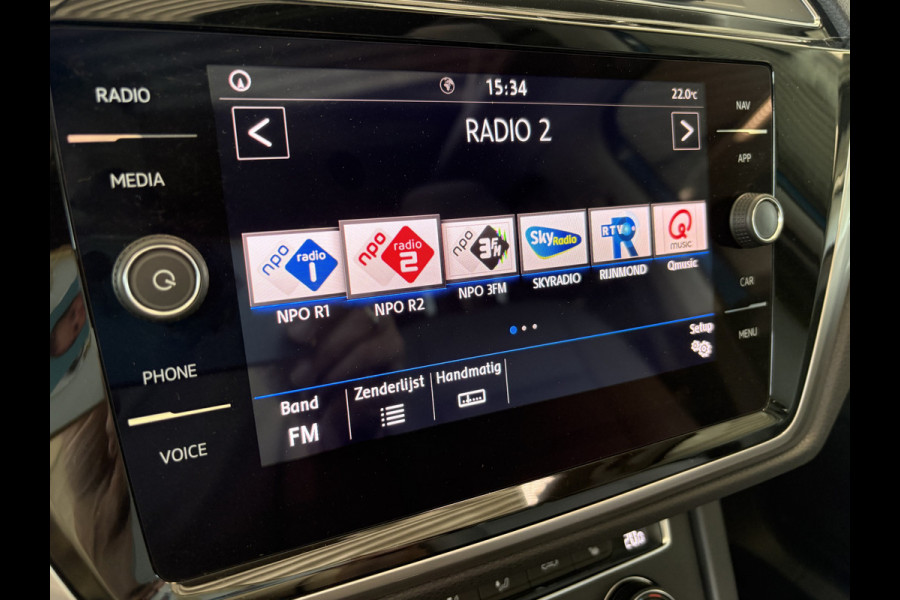 Volkswagen Touran 1.5 TSi DSG Comfortline 7-pers. SCHUIFDAK/LEDER/CAMERA/NAVI/ADAPT.CRUISE/WINTERPACK