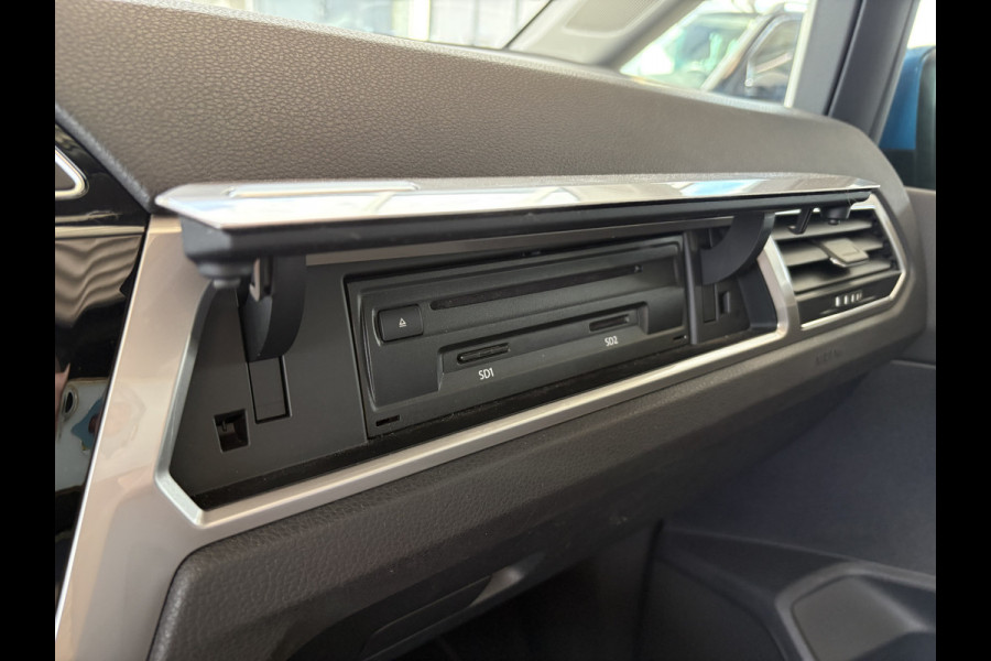 Volkswagen Touran 1.5 TSi DSG Comfortline 7-pers. SCHUIFDAK/LEDER/CAMERA/NAVI/ADAPT.CRUISE/WINTERPACK