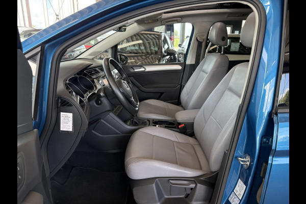 Volkswagen Touran 1.5 TSi DSG Comfortline 7-pers. SCHUIFDAK/LEDER/CAMERA/NAVI/ADAPT.CRUISE/WINTERPACK