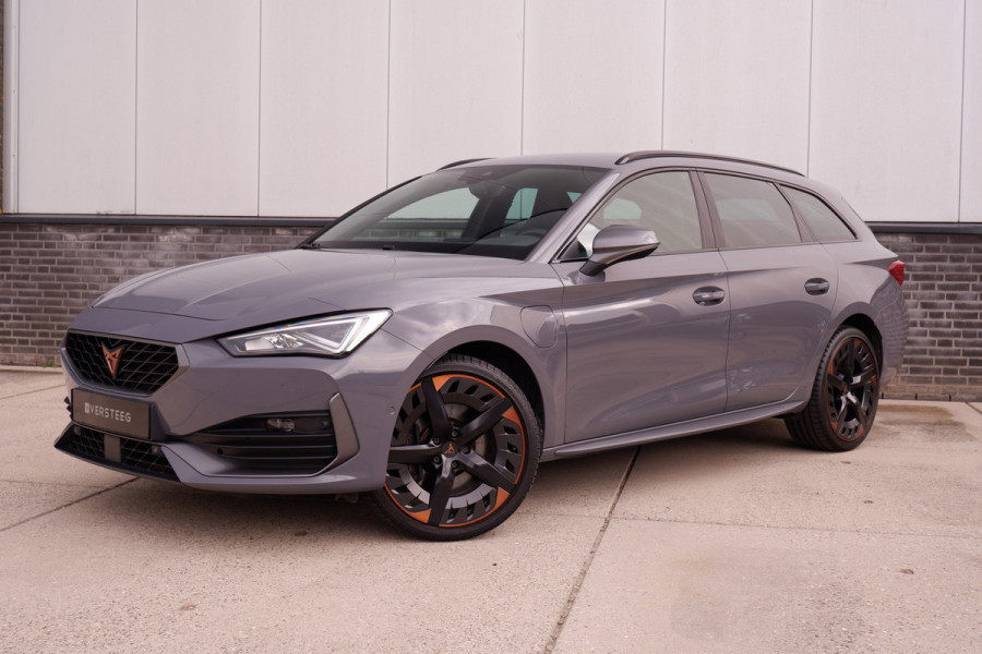 CUPRA Leon Sportstourer 1.4 e-Hybrid VZ 245PK | Sfeerverlichting | Camera | Carplay | LED |