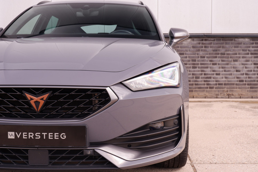 CUPRA Leon Sportstourer 1.4 e-Hybrid VZ 245PK | Sfeerverlichting | Camera | Carplay | LED |