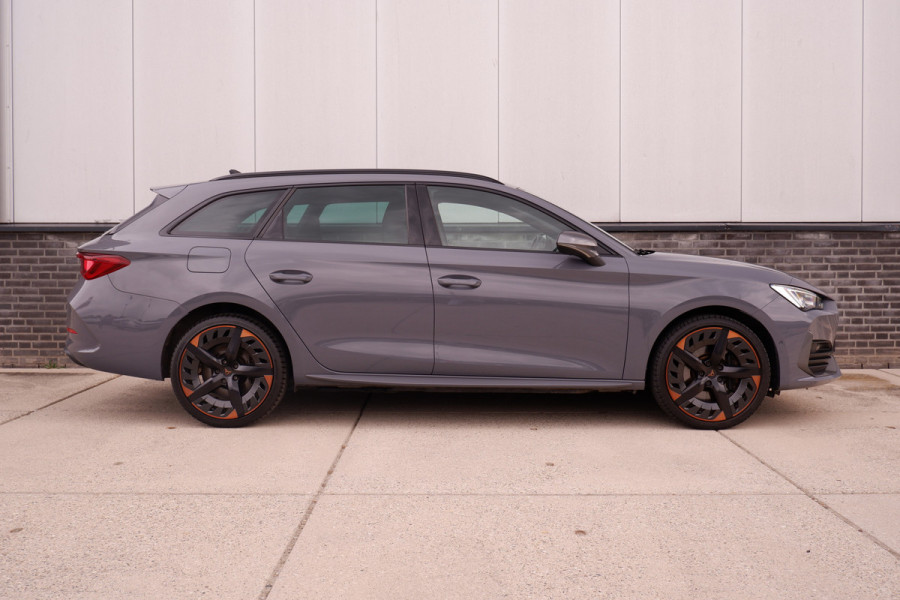 CUPRA Leon Sportstourer 1.4 e-Hybrid VZ 245PK | Sfeerverlichting | Camera | Carplay | LED |