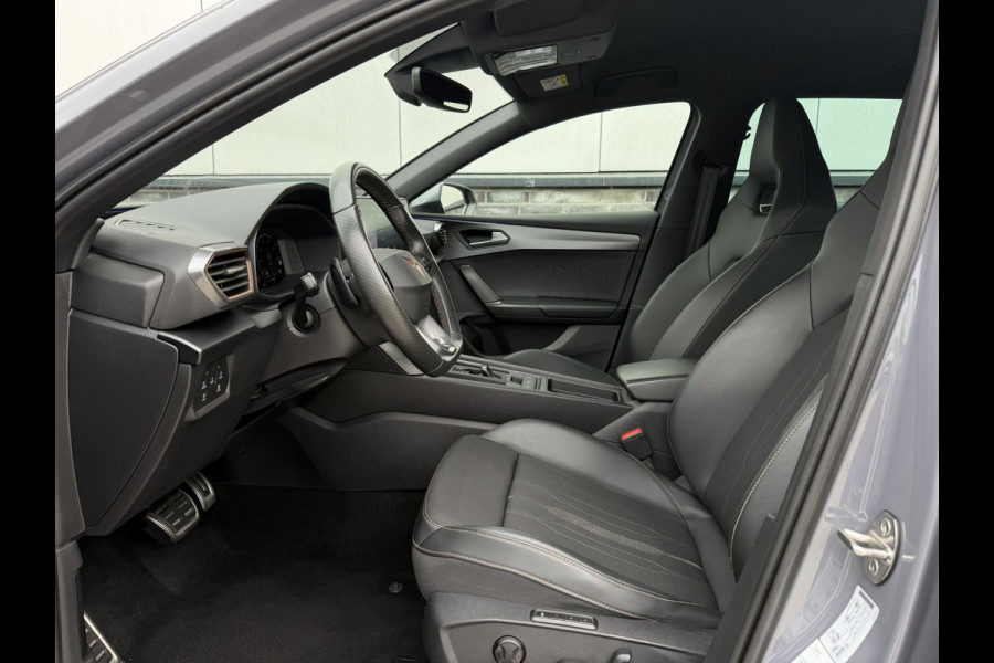 CUPRA Leon Sportstourer 1.4 e-Hybrid VZ 245PK | Sfeerverlichting | Camera | Carplay | LED |