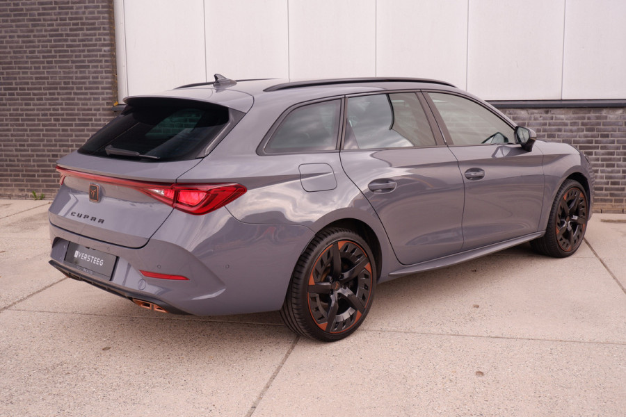 CUPRA Leon Sportstourer 1.4 e-Hybrid VZ 245PK | Sfeerverlichting | Camera | Carplay | LED |