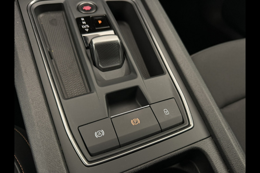 CUPRA Leon Sportstourer 1.4 e-Hybrid VZ 245PK | Sfeerverlichting | Camera | Carplay | LED |
