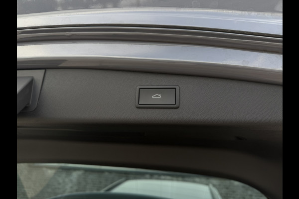 CUPRA Leon Sportstourer 1.4 e-Hybrid VZ 245PK | Sfeerverlichting | Camera | Carplay | LED |