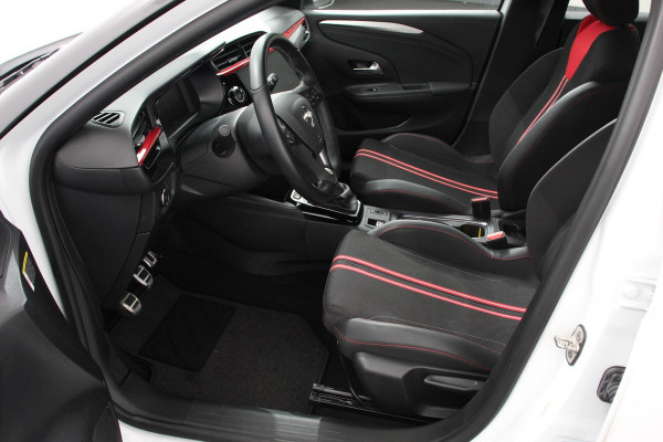Opel Corsa 1.2 Turbo 100pk GS Line Opel Corsa 1.2 GS Line  Navigatie  Apple Carplay/Android Auto  Climate Control  Cruise Control  Lichtmetalen velgen  Sportstoelen