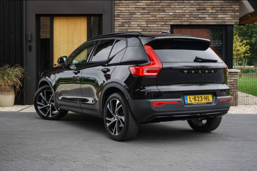 Volvo XC40 R-Design T5 Recharge 1.5 T5 PHEV 262PK Memory/ACC/Trkhk/RCam/Black-line