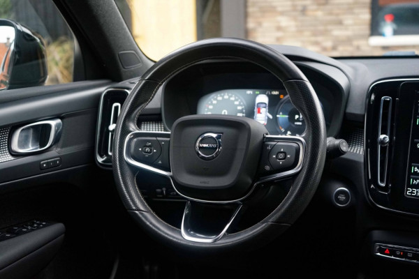 Volvo XC40 R-Design T5 Recharge 1.5 T5 PHEV 262PK Memory/ACC/Trkhk/RCam/Black-line