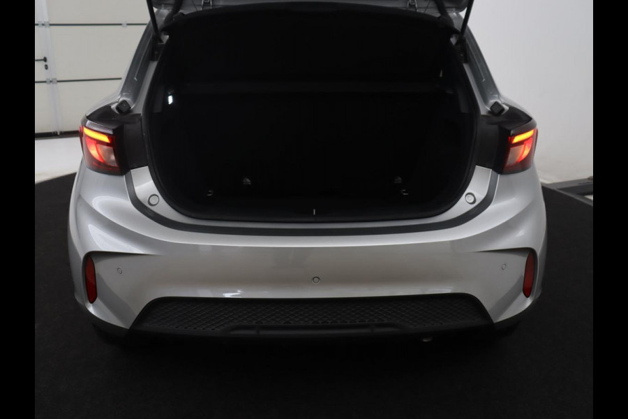 MG 3 1.5 Hybrid+ Luxury | Automaat | Stoelverwarming | LED | Stuurwielverwarming | Navigatie | 360 Camera | Keyless Start |