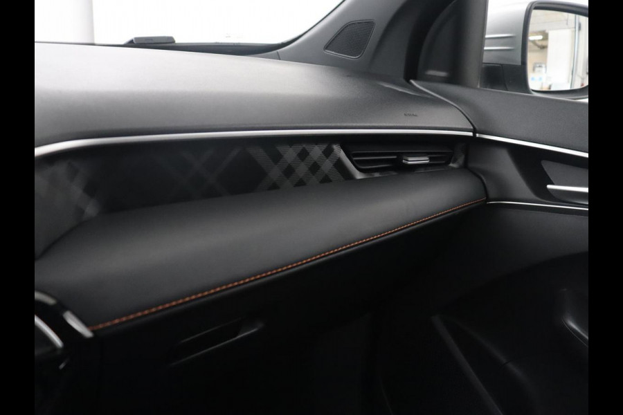 MG 3 1.5 Hybrid+ Luxury | Automaat | Stoelverwarming | LED | Stuurwielverwarming | Navigatie | 360 Camera | Keyless Start |