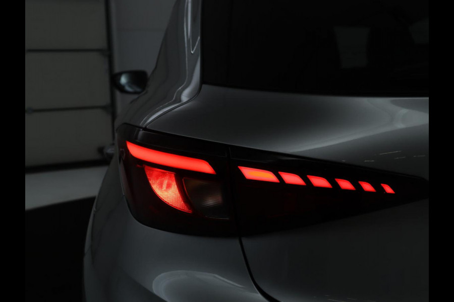 MG 3 1.5 Hybrid+ Luxury | Automaat | Stoelverwarming | LED | Stuurwielverwarming | Navigatie | 360 Camera | Keyless Start |