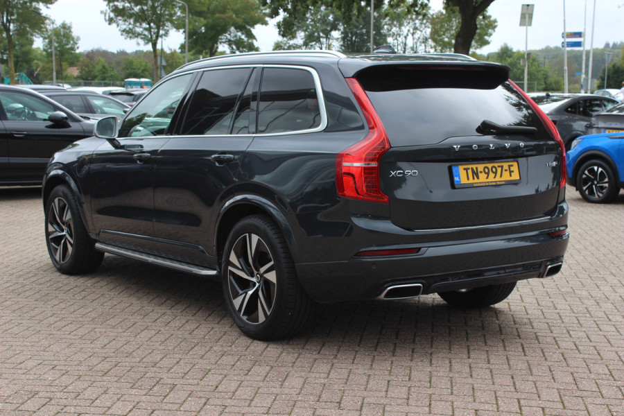 Volvo XC90 2.0 T8 Twin Engine AWD R-Design / Trekhaak / Panoramadak / 360Camera / Head-up / Luchtvering / Bowers & Wilkens / Ventilatie+Verwarming / 4zone airco / Dodehoek / DAB / ACC