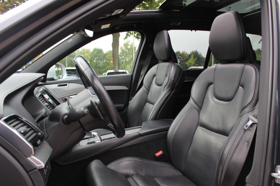 Volvo XC90 2.0 T8 Twin Engine AWD R-Design / Trekhaak / Panoramadak / 360Camera / Head-up / Luchtvering / Bowers & Wilkens / Ventilatie+Verwarming / 4zone airco / Dodehoek / DAB / ACC