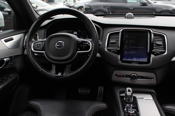 Volvo XC90 2.0 T8 Twin Engine AWD R-Design / Trekhaak / Panoramadak / 360Camera / Head-up / Luchtvering / Bowers & Wilkens / Ventilatie+Verwarming / 4zone airco / Dodehoek / DAB / ACC