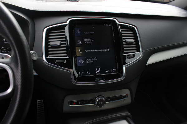 Volvo XC90 2.0 T8 Twin Engine AWD R-Design / Trekhaak / Panoramadak / 360Camera / Head-up / Luchtvering / Bowers & Wilkens / Ventilatie+Verwarming / 4zone airco / Dodehoek / DAB / ACC