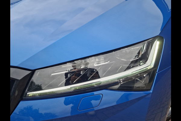 Škoda Superb Combi 1.5 TSI ACT Sportline Pano Trekhaak Canton Memory Alcantara Adap.Cruise VOL!