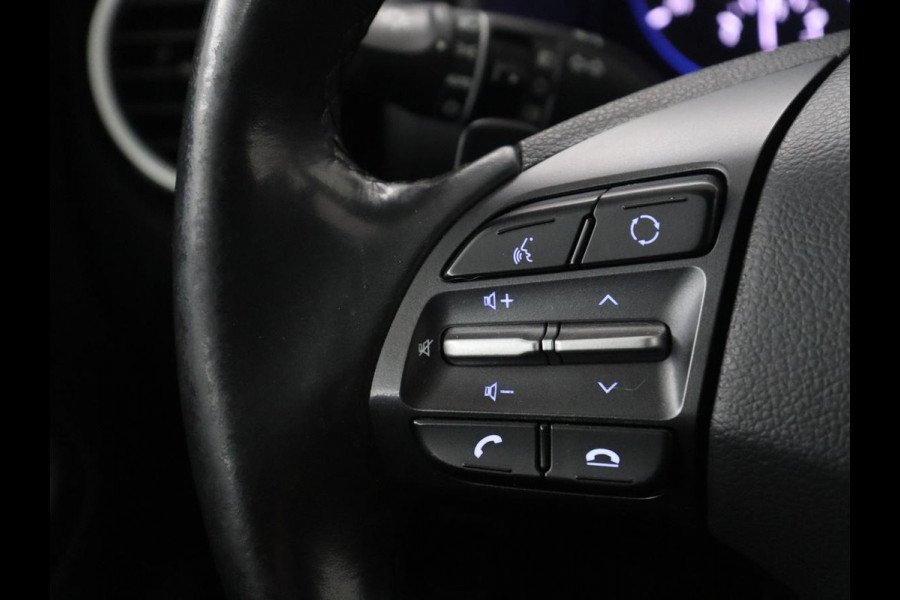 Hyundai Kona 1.6 GDI HEV Premium | Apple Carplay | LED | Stoelverwarming | KRELL Sound | Leder | Stuur/stoel verwarming | Camera | Park assist |