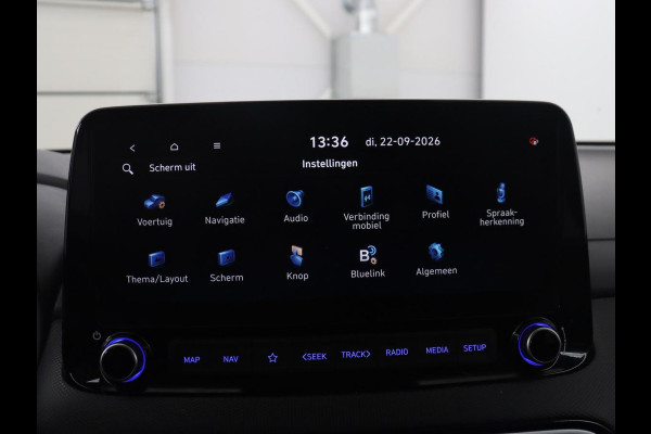 Hyundai Kona 1.6 GDI HEV Premium | Apple Carplay | LED | Stoelverwarming | KRELL Sound | Leder | Stuur/stoel verwarming | Camera | Park assist |