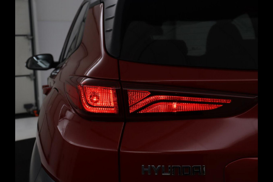 Hyundai Kona 1.6 GDI HEV Premium | Apple Carplay | LED | Stoelverwarming | KRELL Sound | Leder | Stuur/stoel verwarming | Camera | Park assist |
