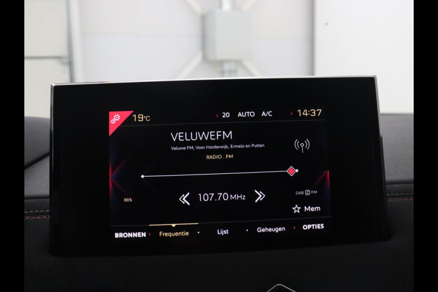 DS DS 3 Crossback 1.2 PureTech Performance Line | Cruisecontrol | Apple Carplay | Parkeerhulp |