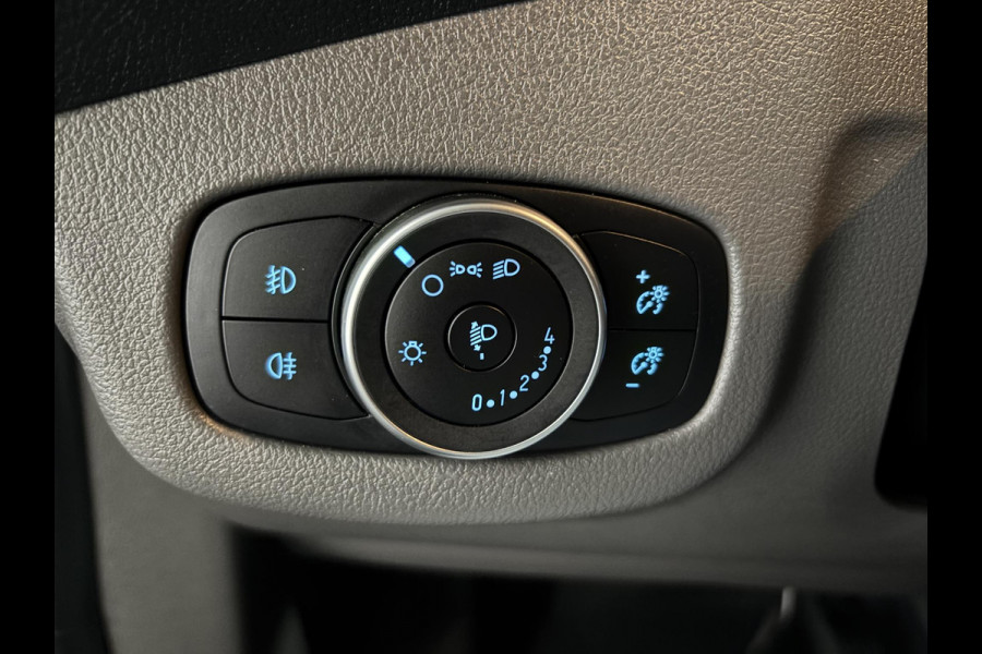 Ford Transit Connect L2 Automaat Navigatie Airco Parkeersensoren Cruise Control 3-Zits Camera