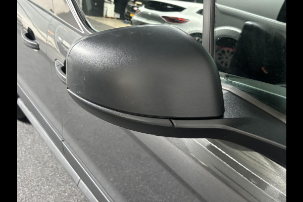 Ford Transit Connect L2 Automaat Navigatie Airco Parkeersensoren Cruise Control 3-Zits Camera