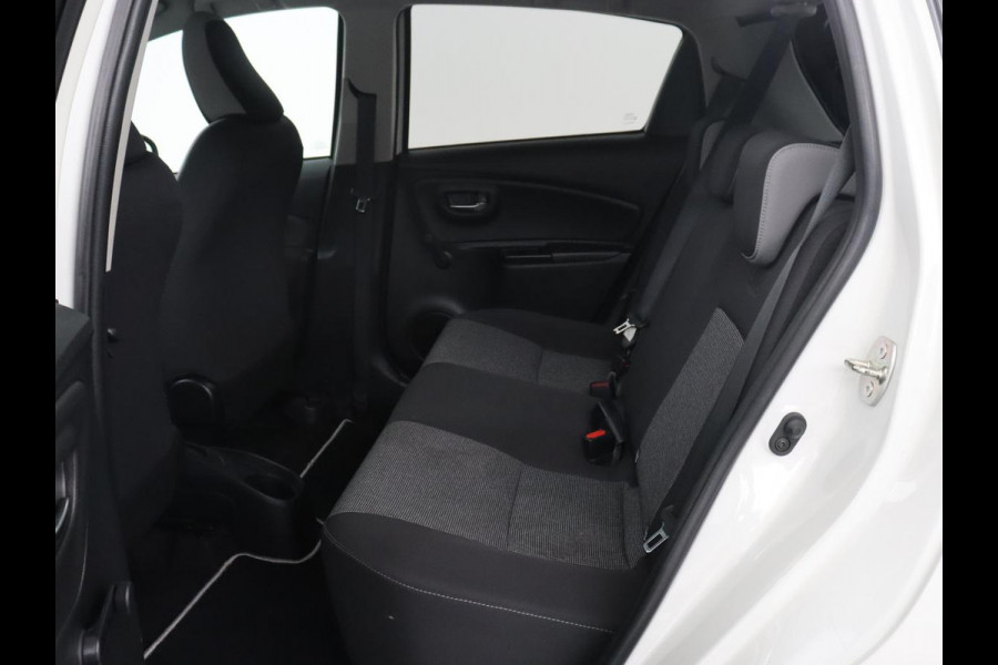 Toyota Yaris 1.5 VVT-i Dynamic | Camera | Cruisecontrol | Navigatie |