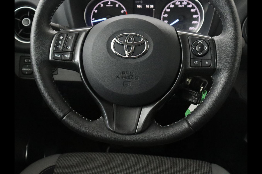 Toyota Yaris 1.5 VVT-i Dynamic | Camera | Cruisecontrol | Navigatie |