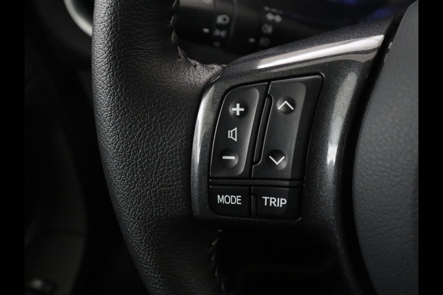 Toyota Yaris 1.5 VVT-i Dynamic | Camera | Cruisecontrol | Navigatie |