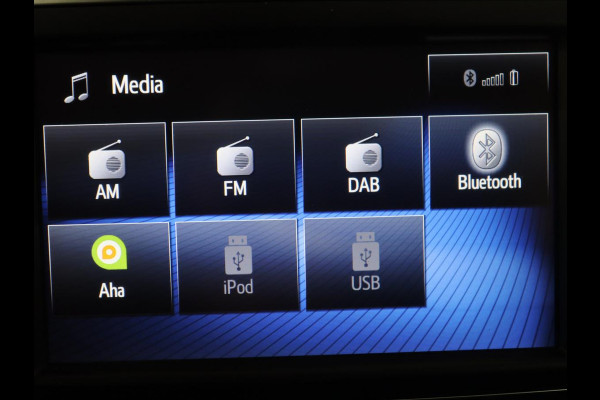 Toyota Yaris 1.5 VVT-i Dynamic | Camera | Cruisecontrol | Navigatie |