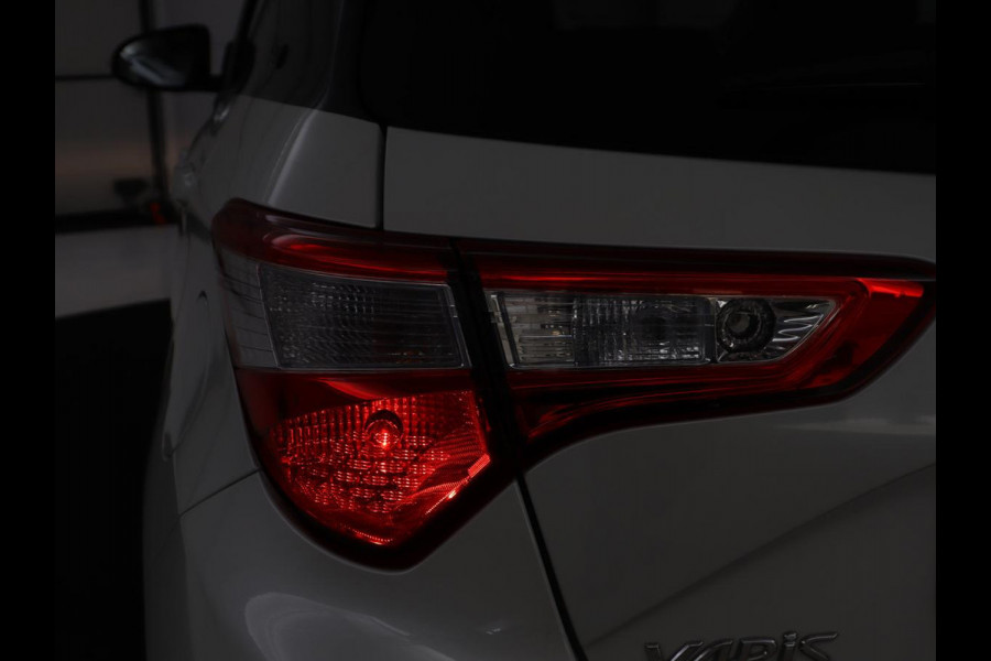 Toyota Yaris 1.5 VVT-i Dynamic | Camera | Cruisecontrol | Navigatie |
