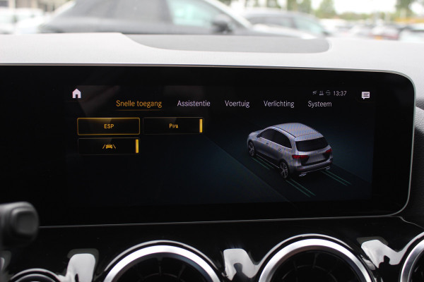 Mercedes-Benz B-Klasse 180 Advantage / Camera / Bruin Leder / Matrix LED / 17'' / CarPlay / Virtual Cockpit / Cruise Control / Elektr. achterklep