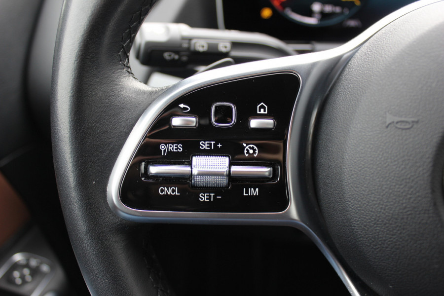 Mercedes-Benz B-Klasse 180 Advantage / Camera / Bruin Leder / Matrix LED / 17'' / CarPlay / Virtual Cockpit / Cruise Control / Elektr. achterklep