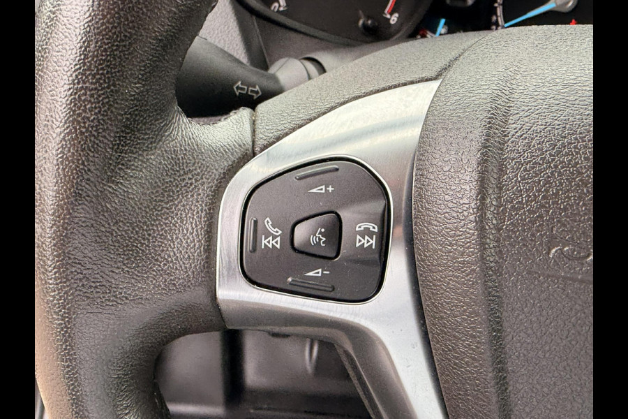 Ford Transit Courier 1.5 TDCI Limited Duratorq S&S | SCI |100pk | Navigatie | Camera | Cruise control | Lichtmetalen velgen | Stoelverwarming | Reservewiel